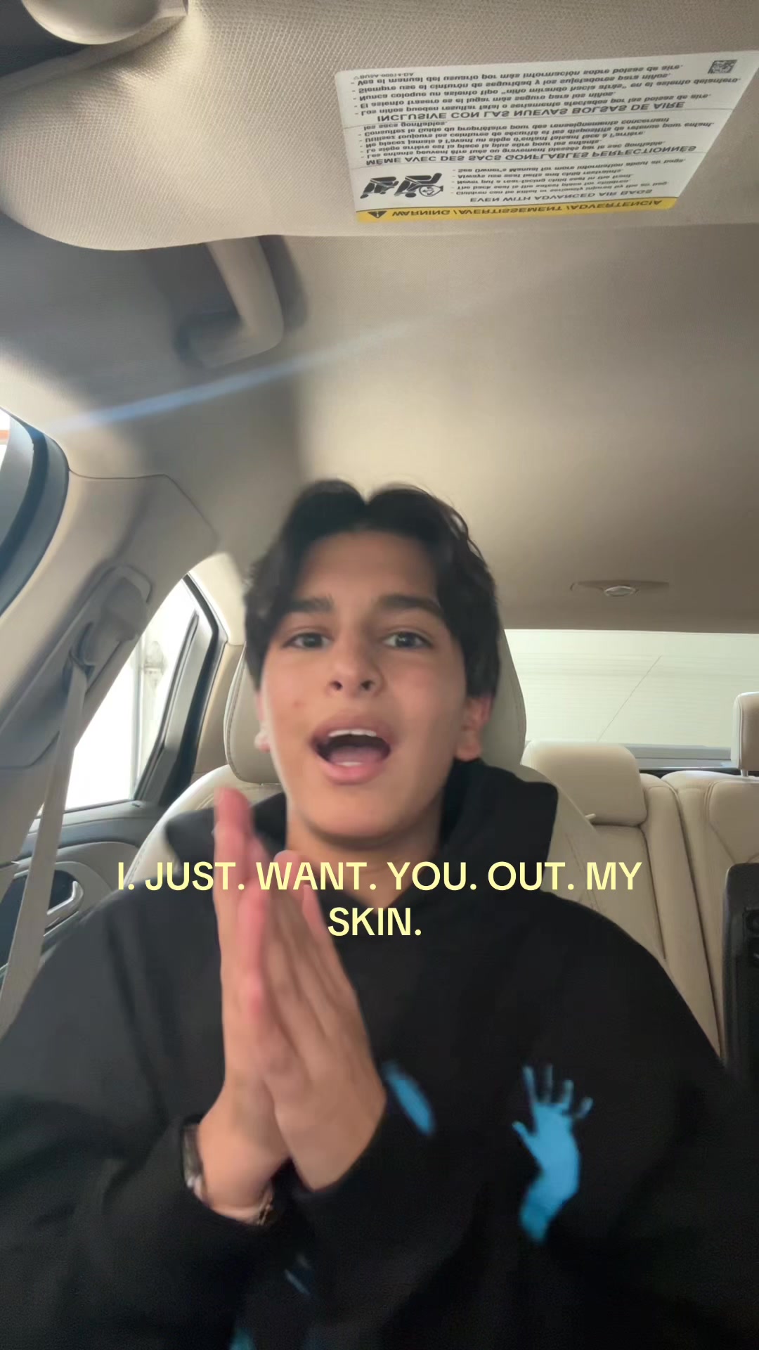 @E S H A N