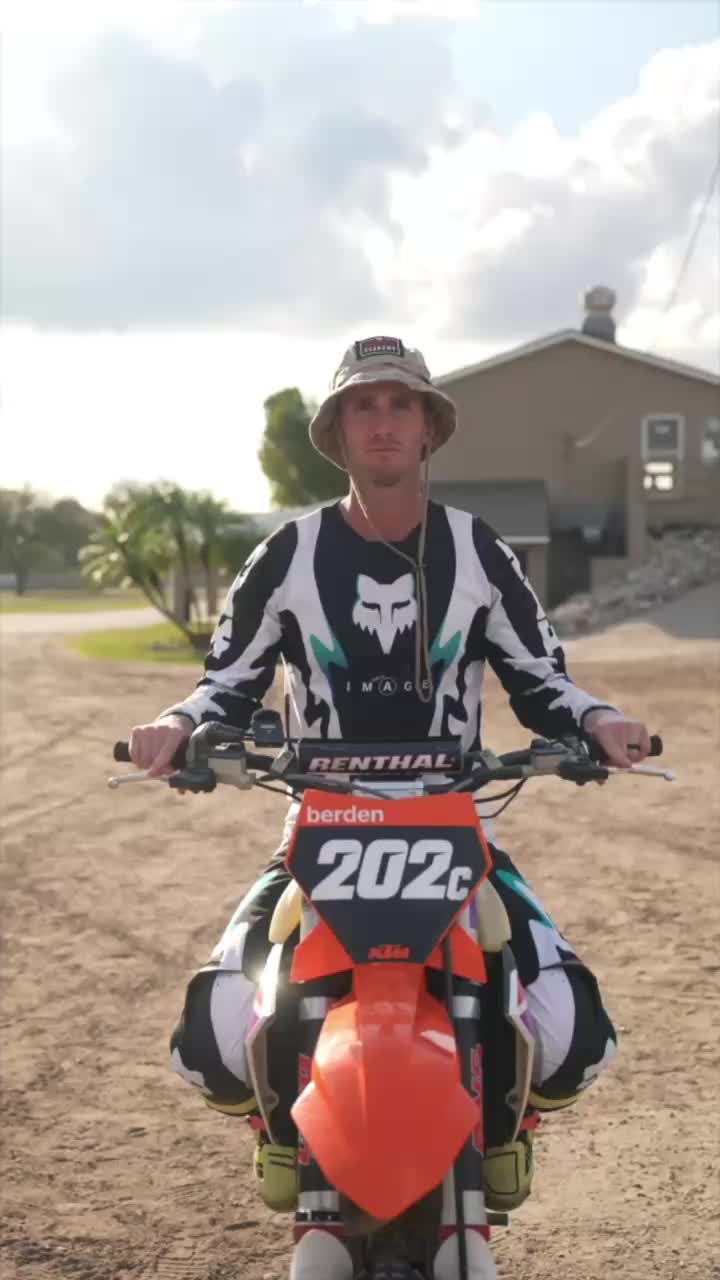 @The Moto Academy