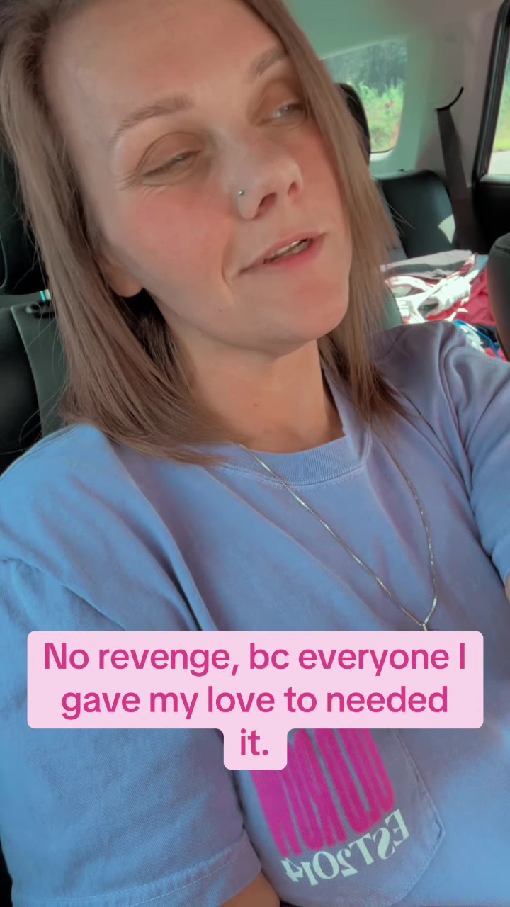 @LaceyNicole
