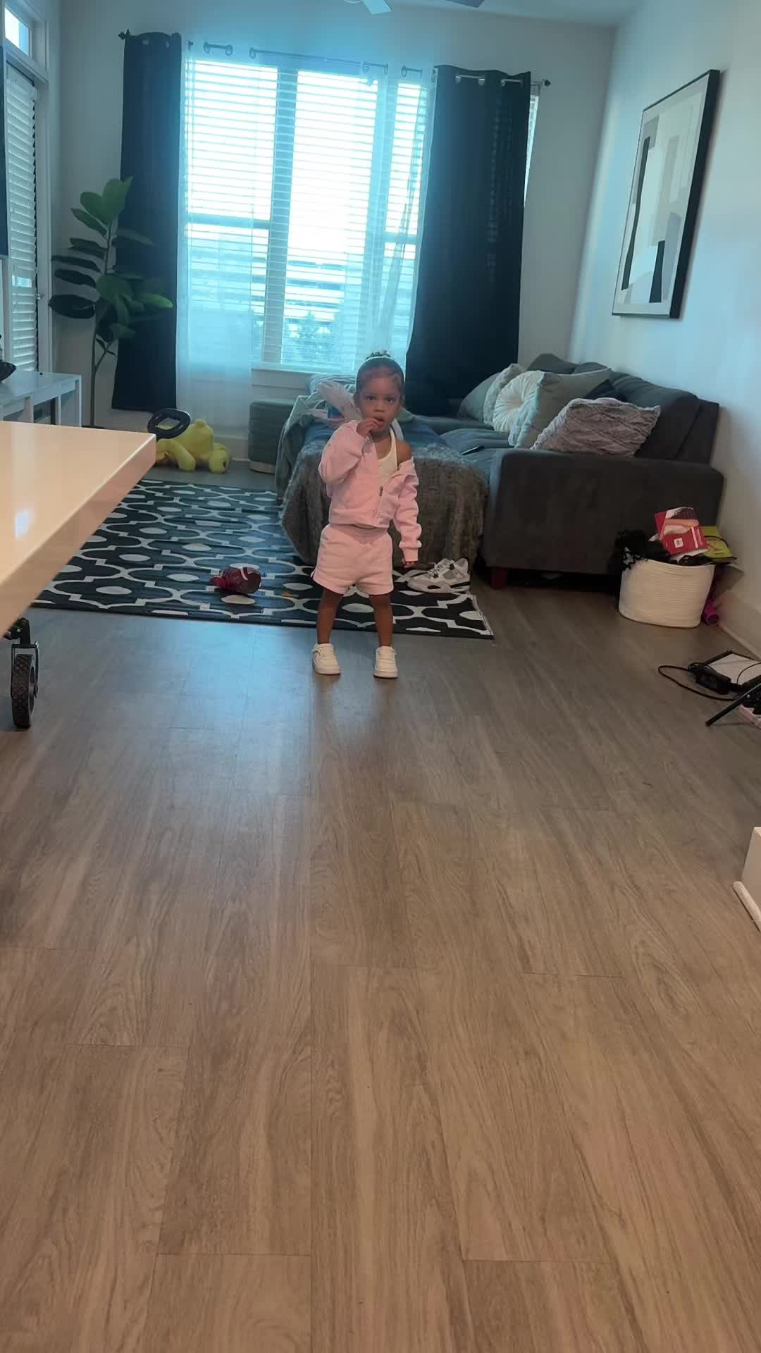@MK