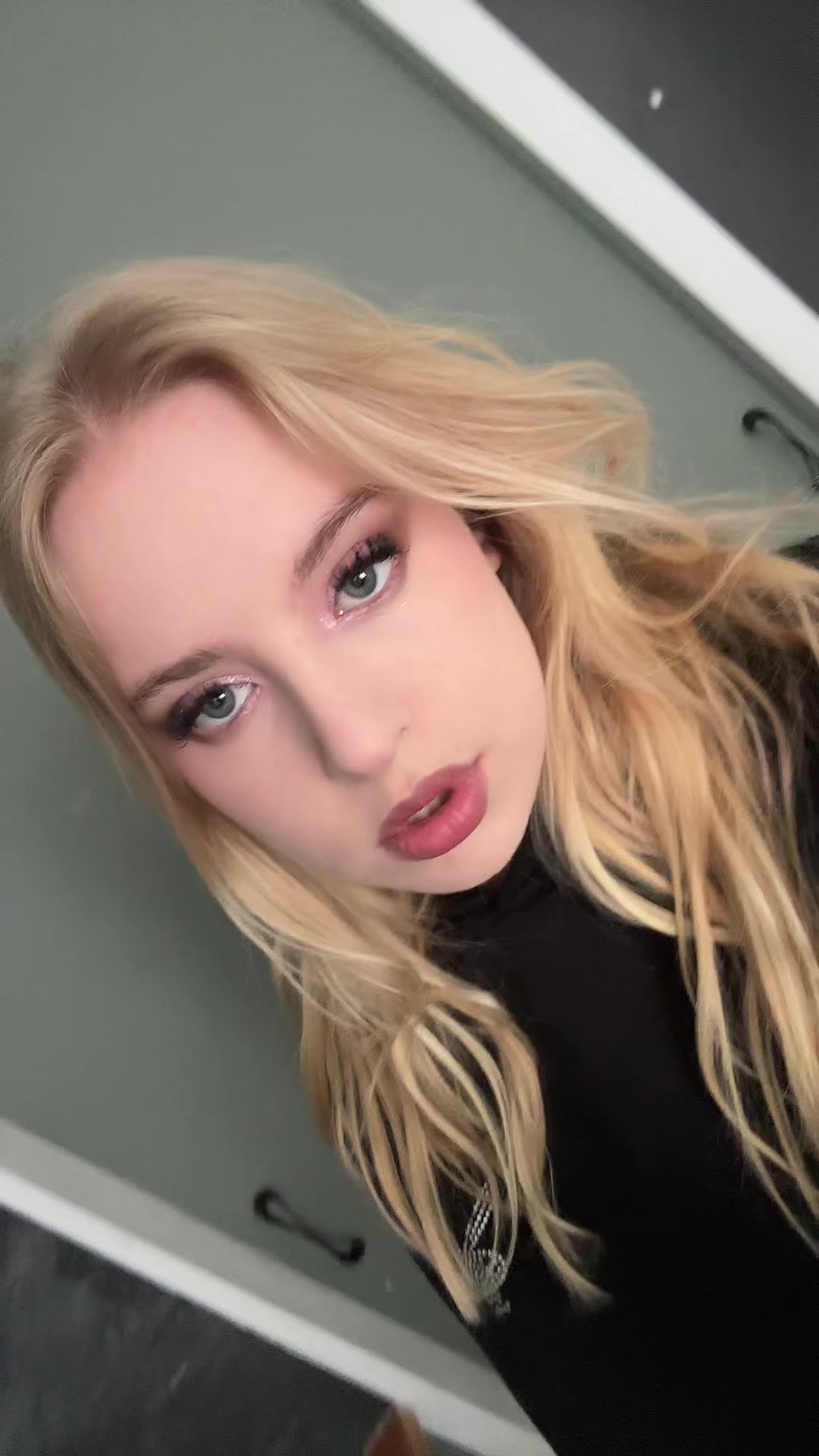@💋🖤