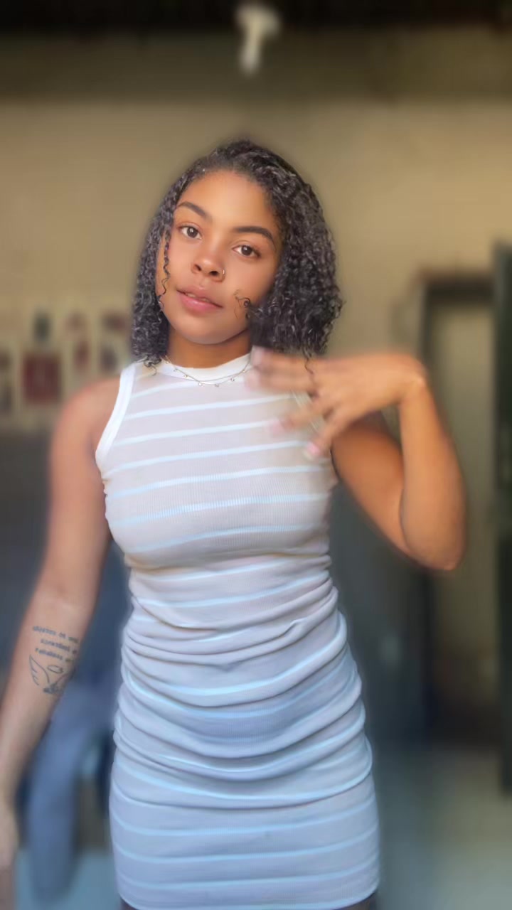 @Vitória Santos 😶🌫️