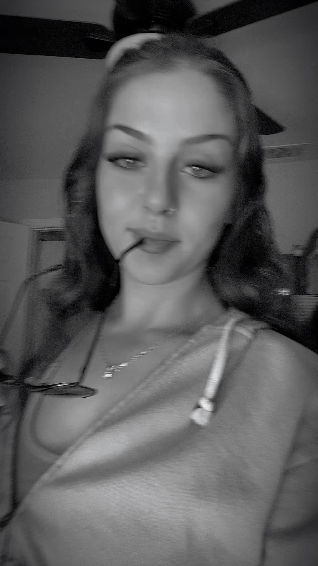 @Abrelle
