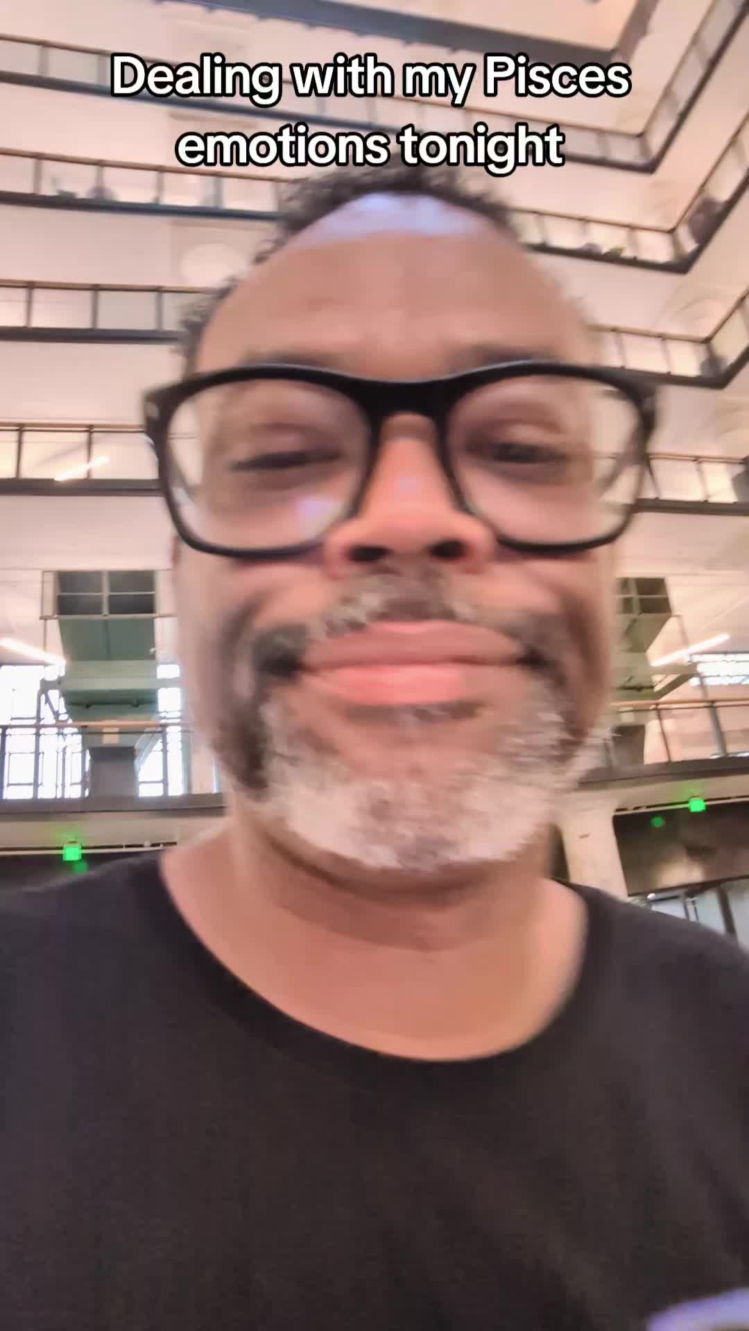 @Jowahorncomedy