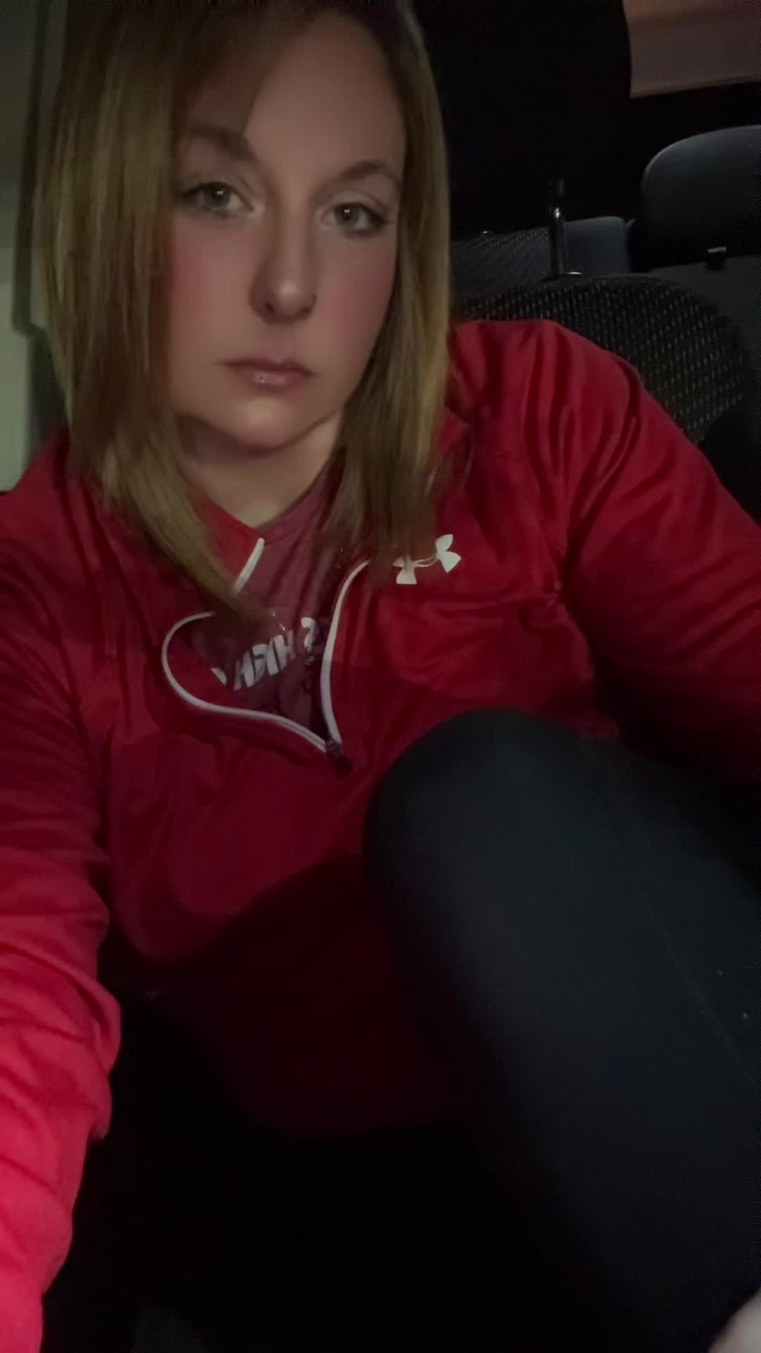 @HR