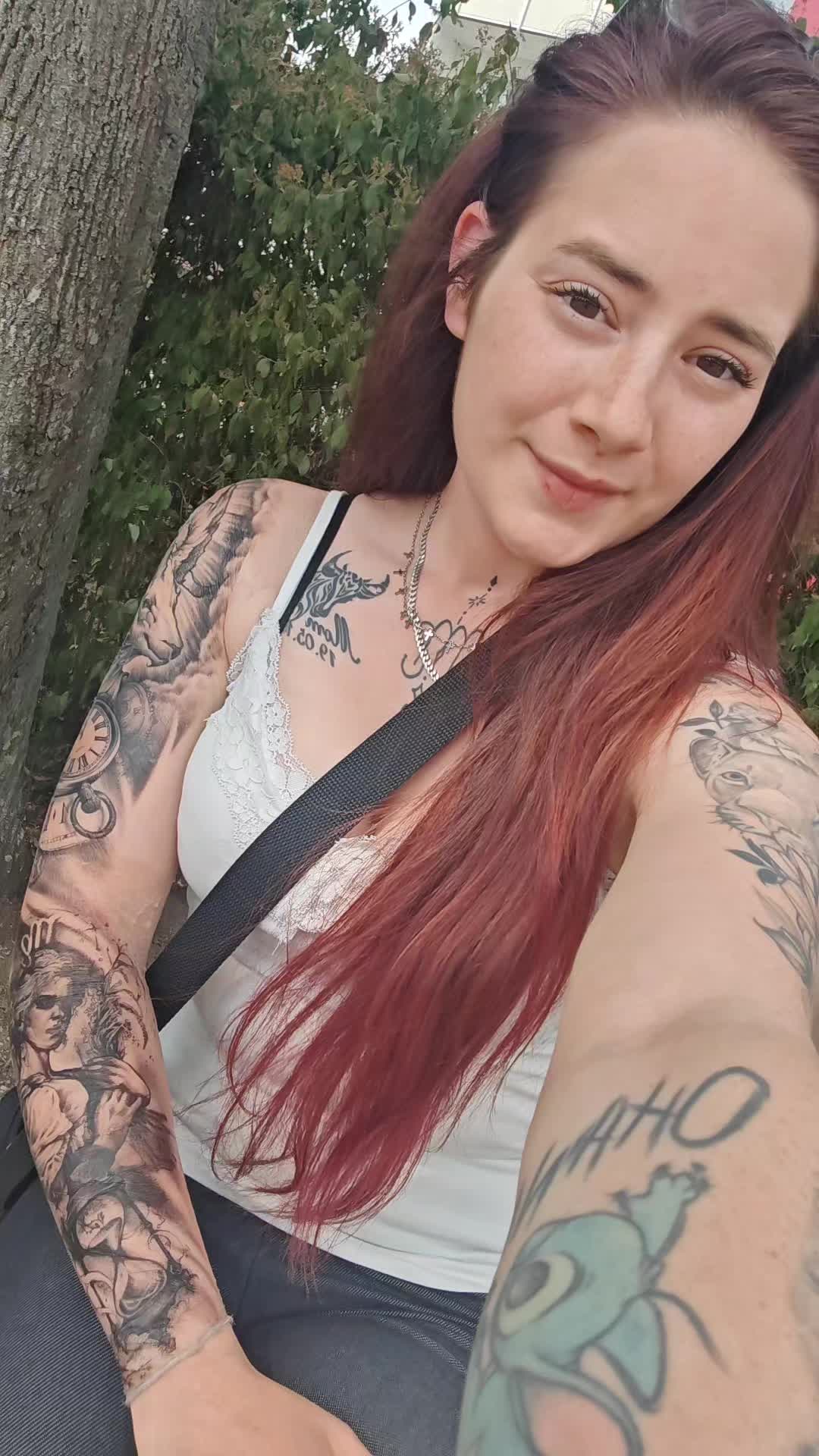 @Lotti_Karotti