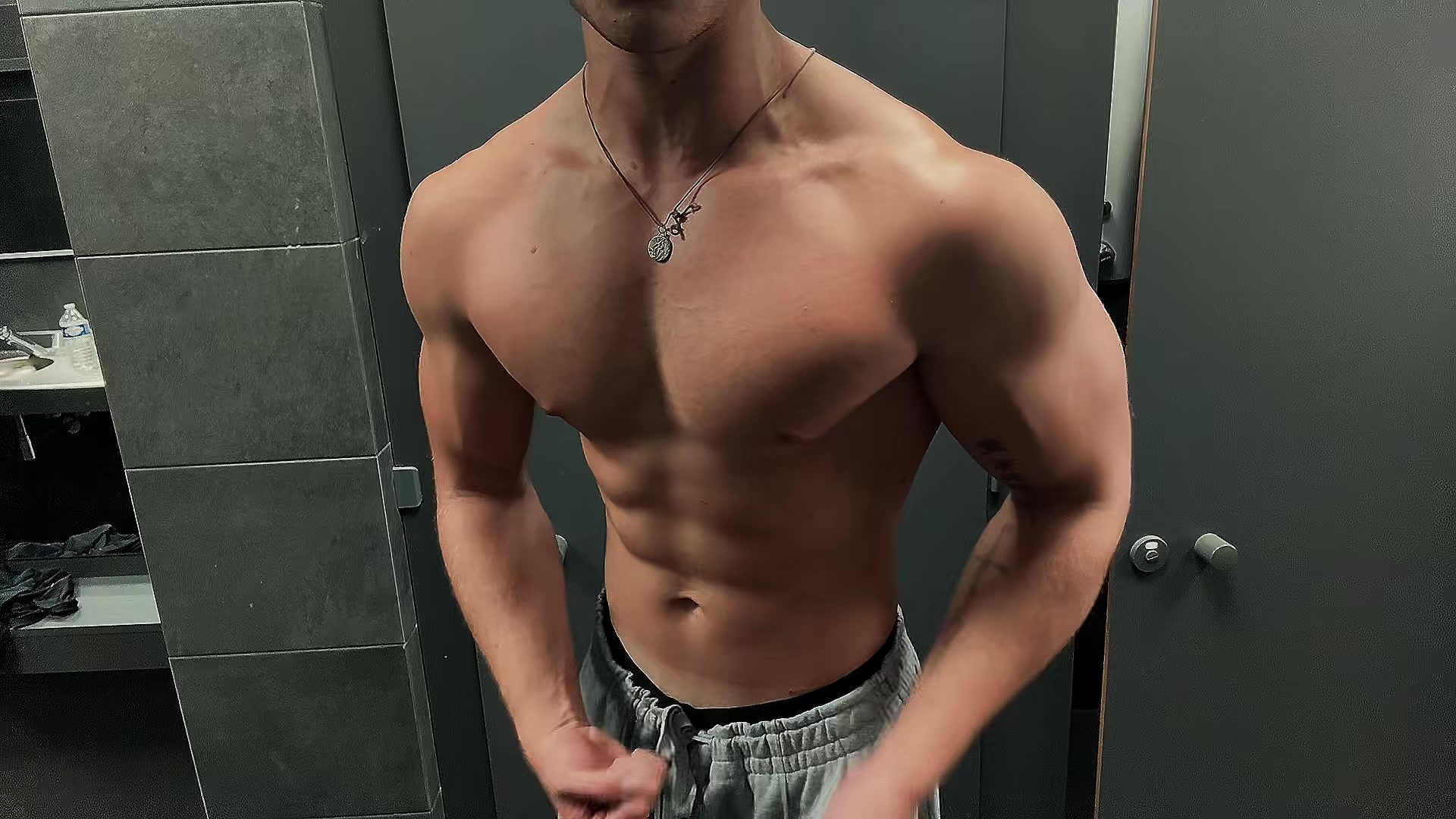 @𝐀𝐧𝐝𝐫𝐞𝐚 ✮
