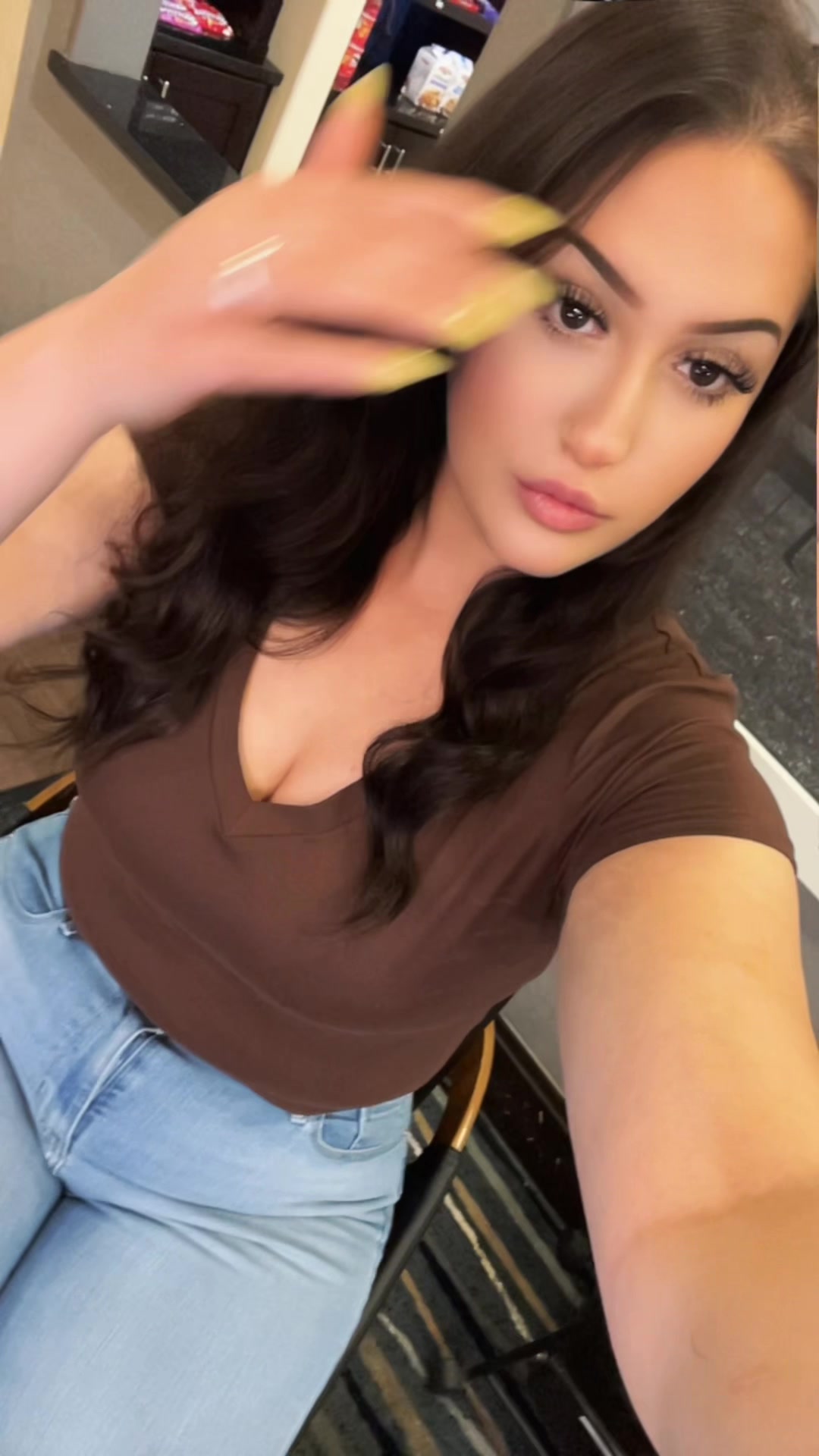 @K.