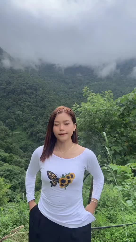 @🦋