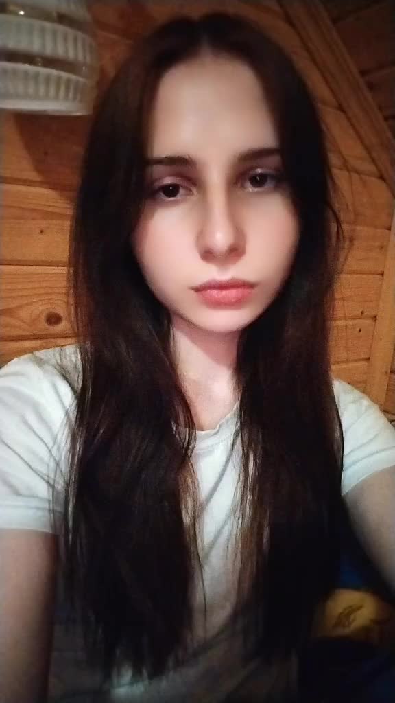 @Юлька🎀