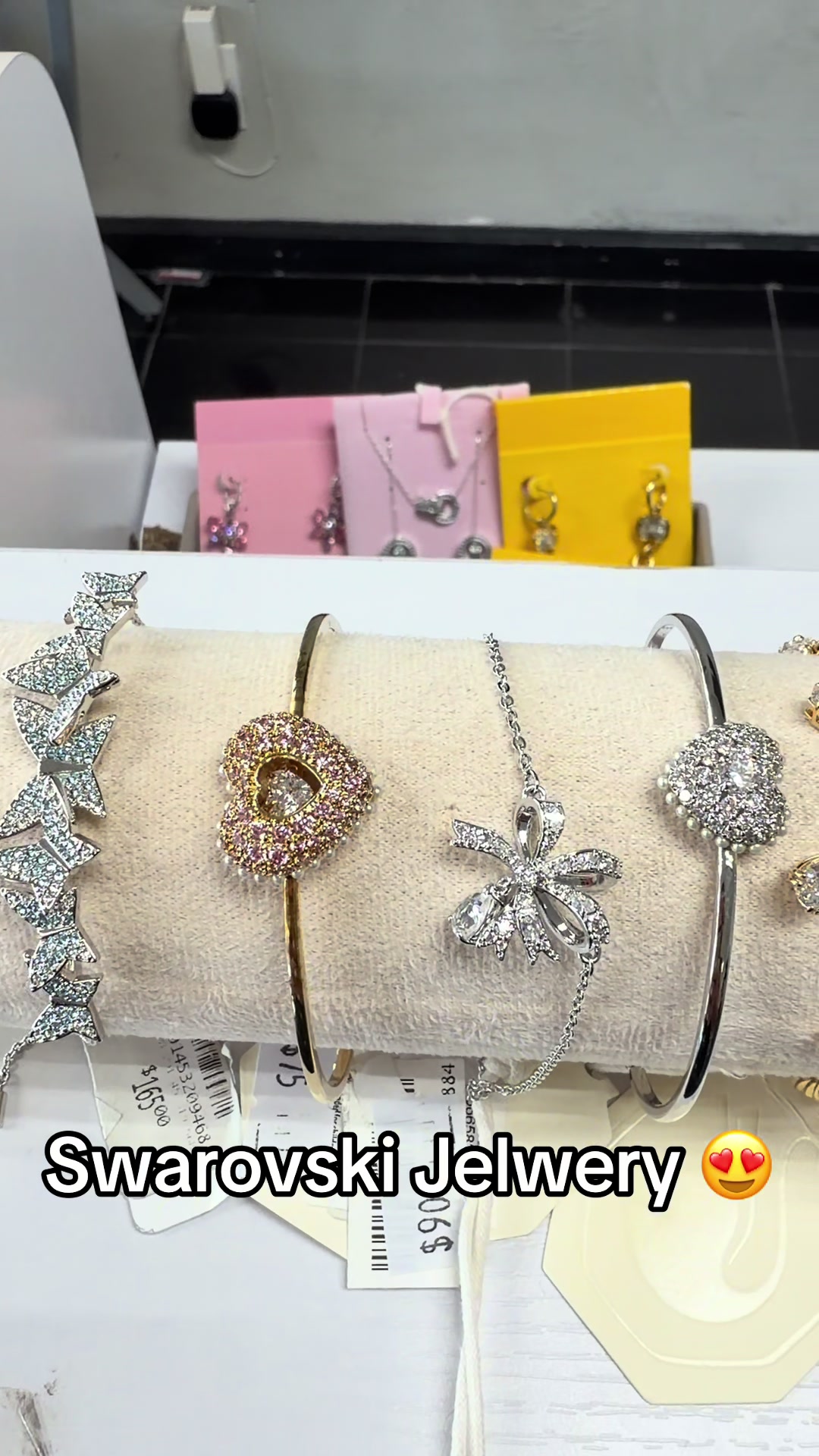 @Downey Luxury Outlet