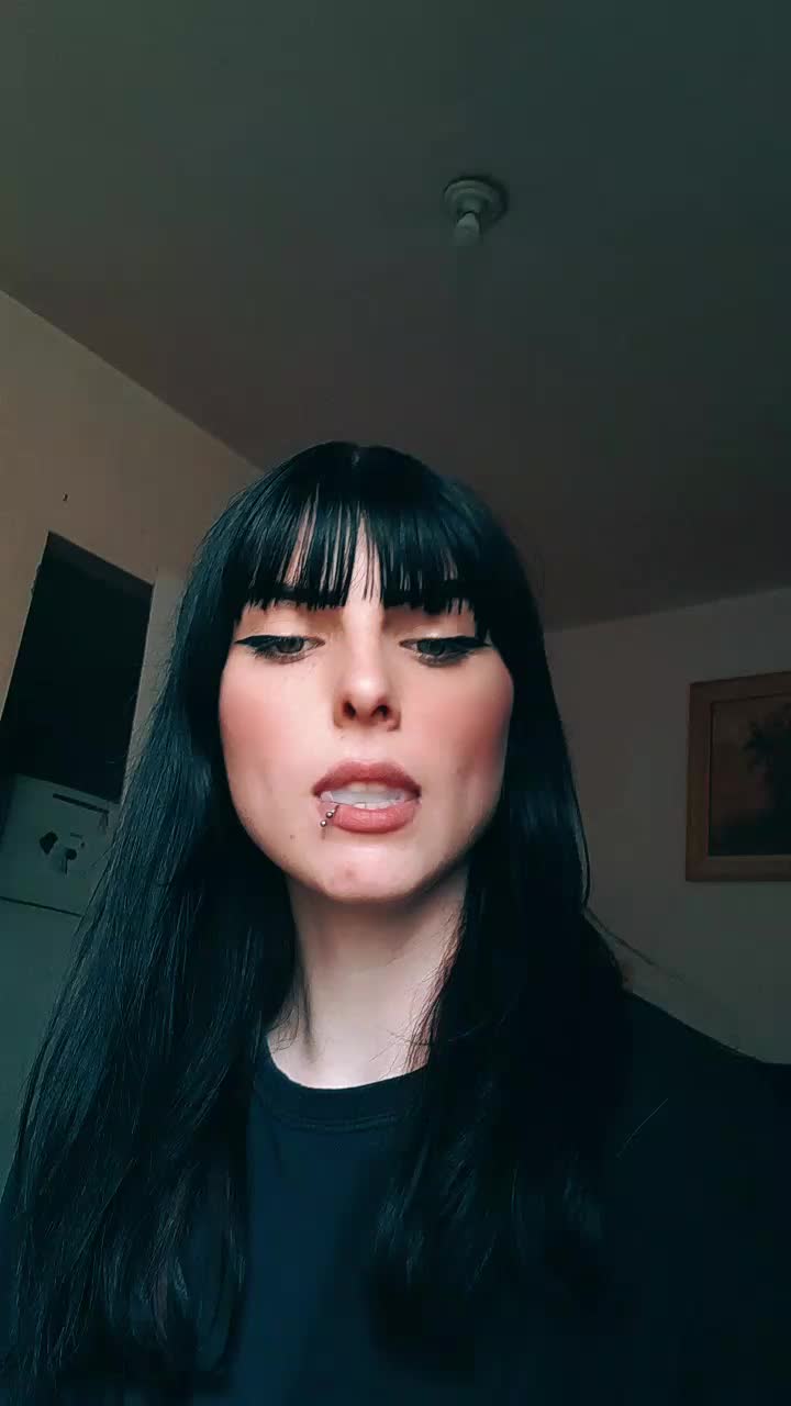 @🧿