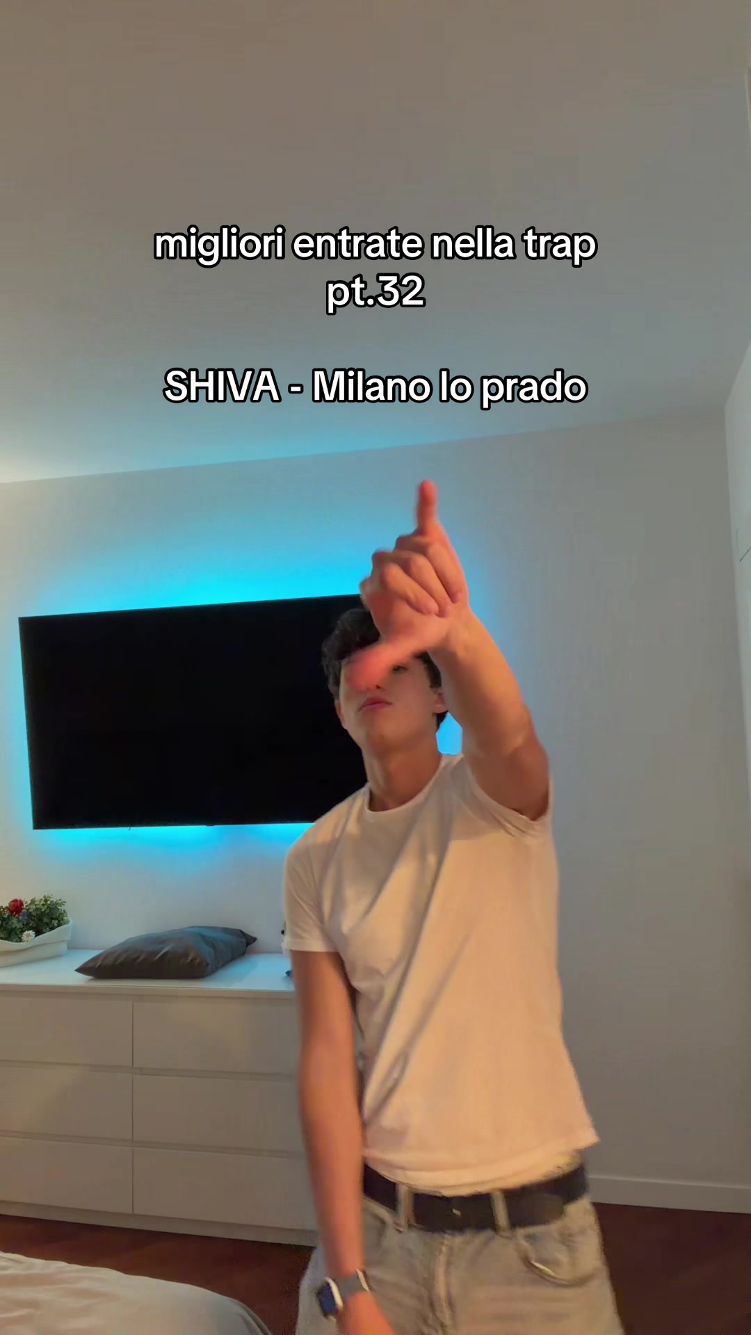 @POL
