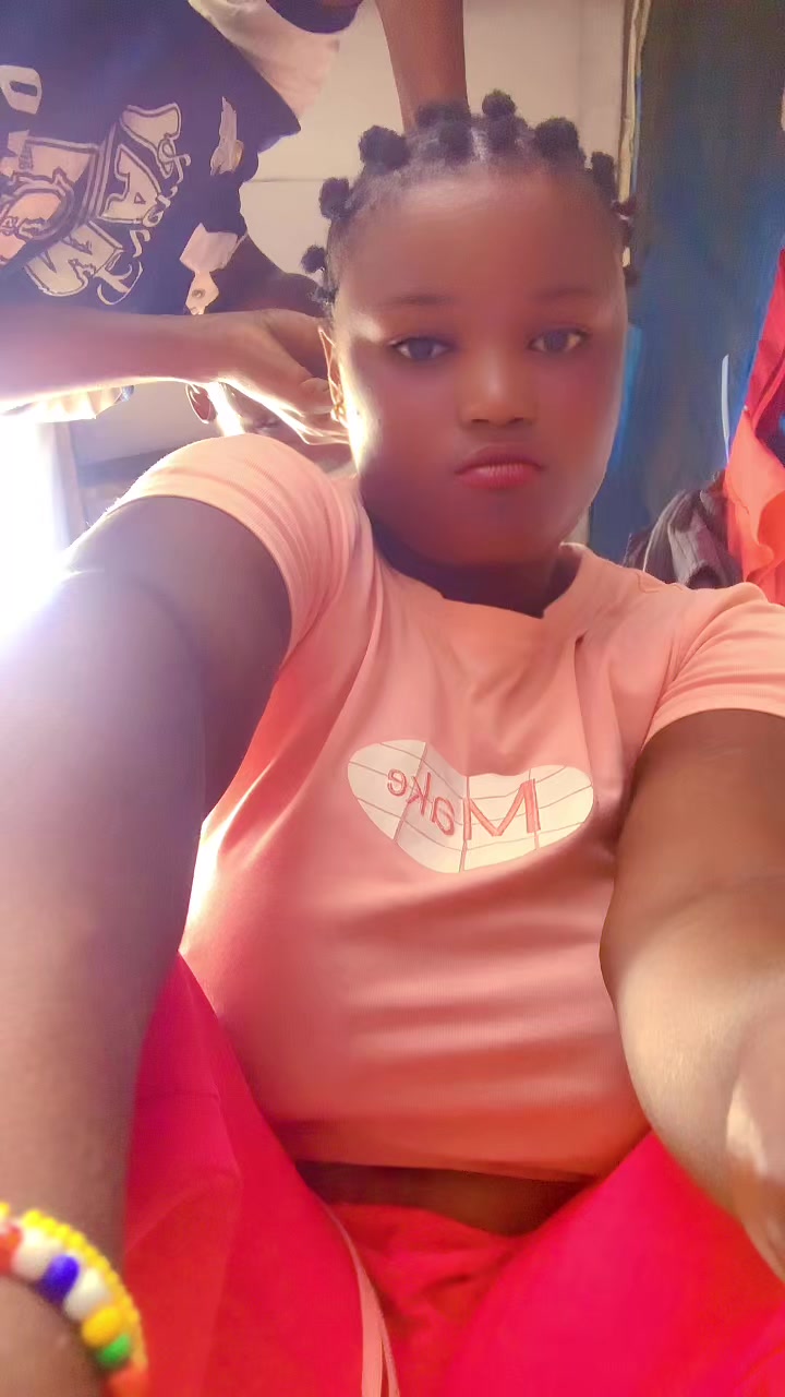 @Anikeade💕💕🥹