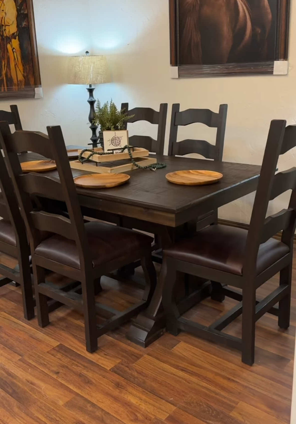 @RusticFurnitureDepot