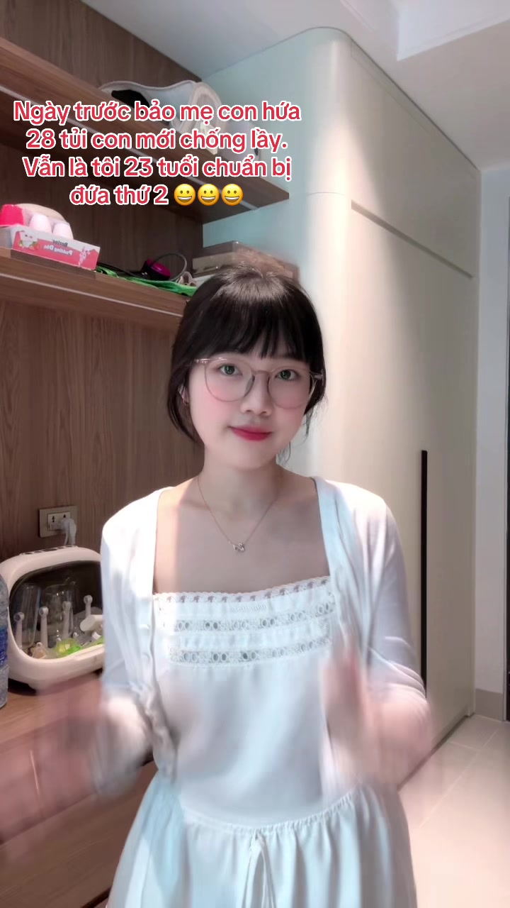 @2k3 làm mẹ bỉm sẽ như thế nào?