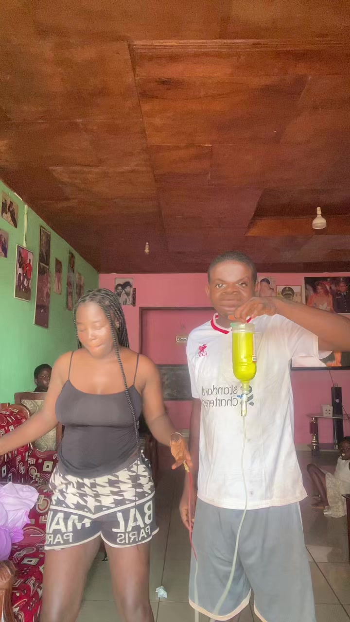 @Daphnée🇨🇲❤️💕