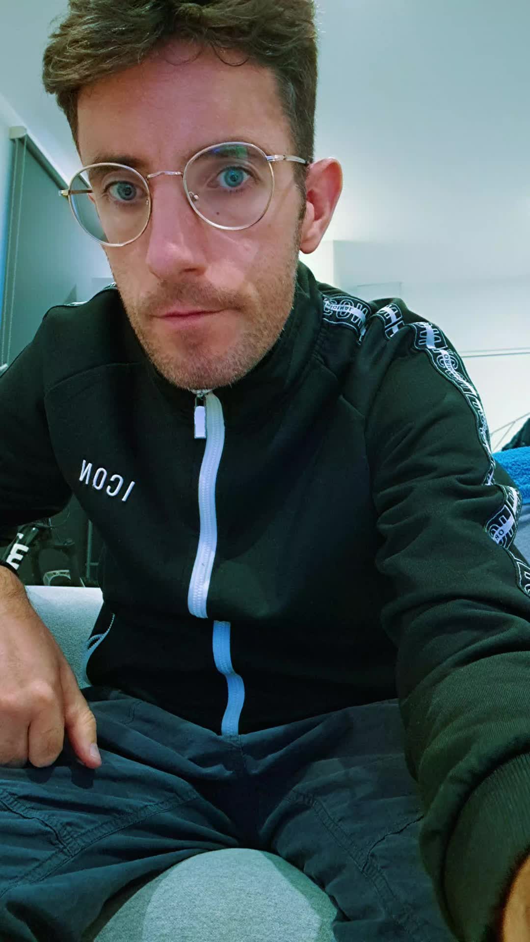@🇰🇷Vincent🇰🇷🇰🇷 빈센트🇰🇷