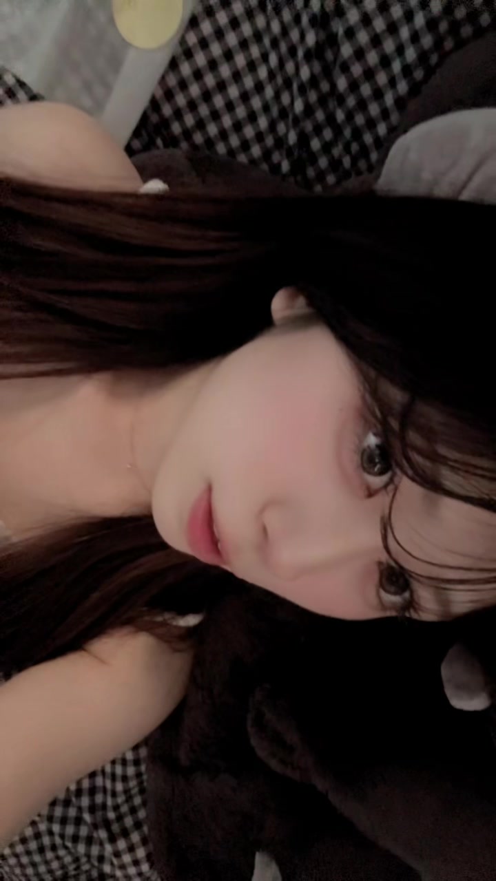 @里子