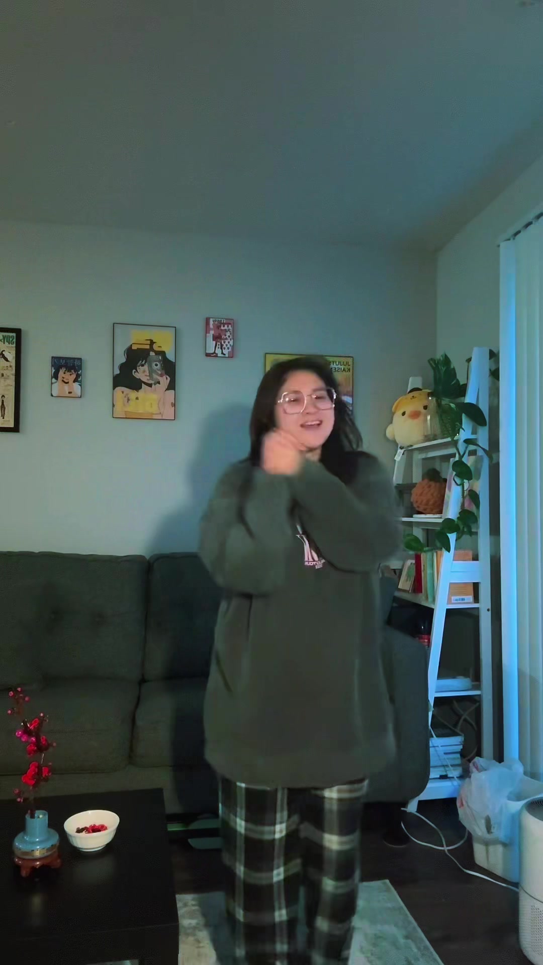 @anya