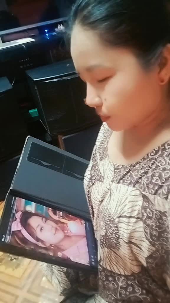 @yuyu