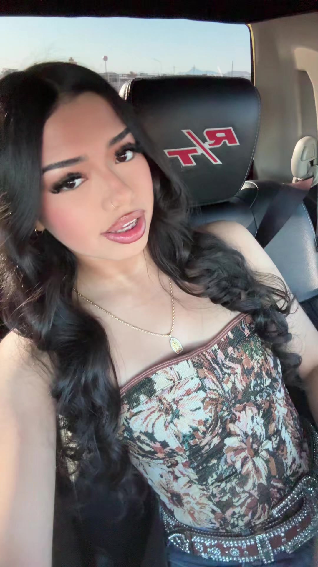 @𝓡