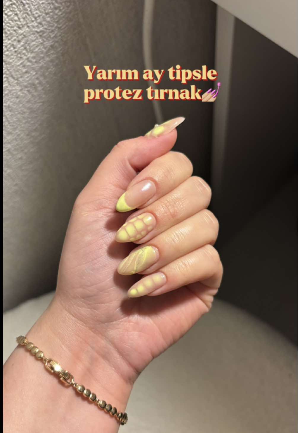 @Aygül