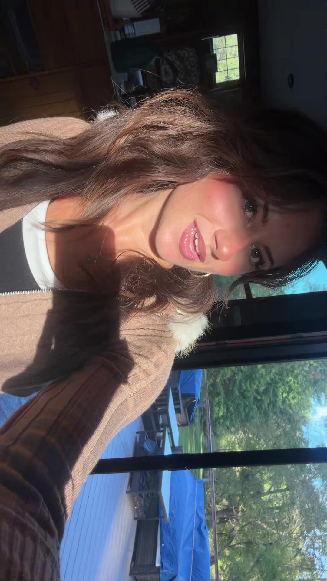 @Bella p