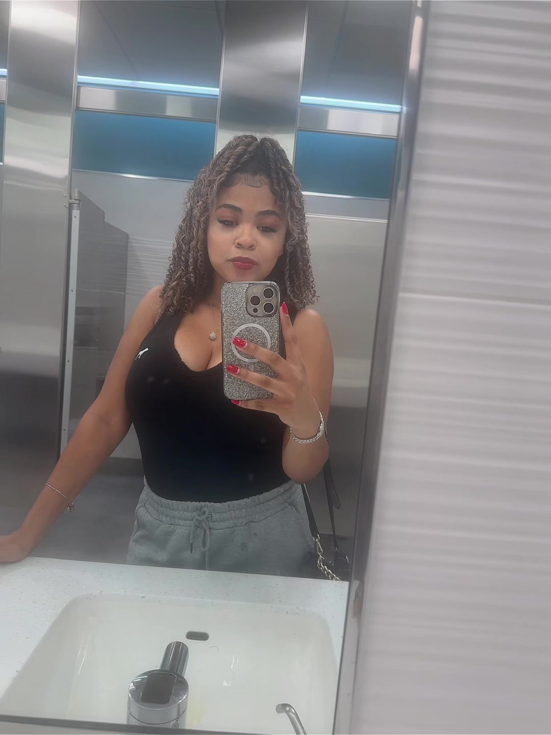 @saniyah💕.