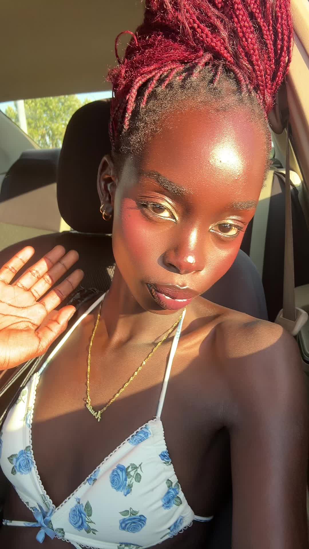 @aruaiia
