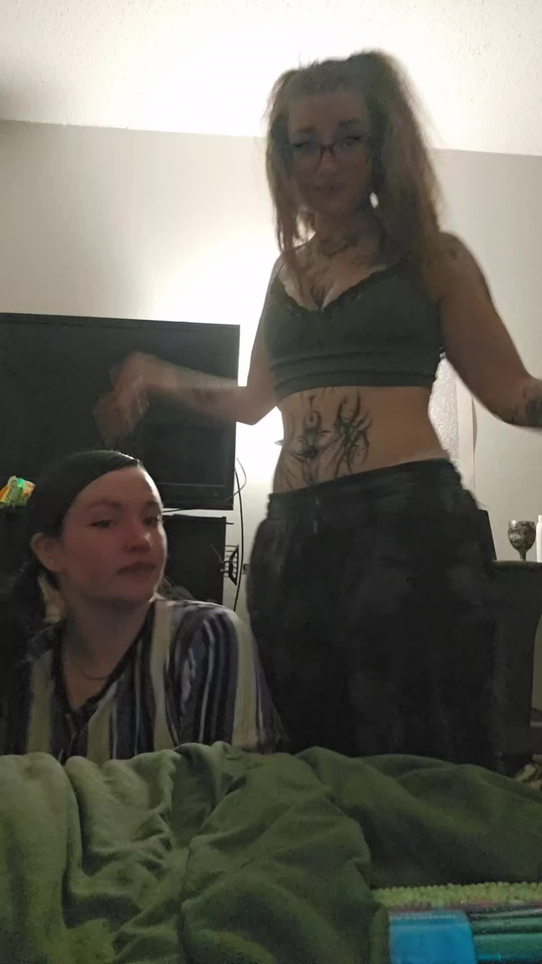 @Smurfymerfy