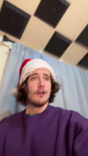 @Chriss