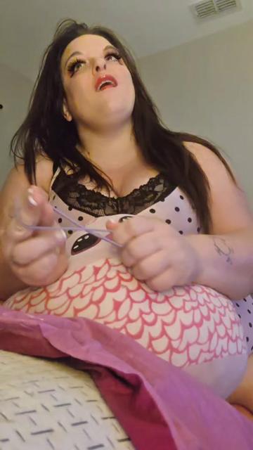 @🎀curvybratbabe71