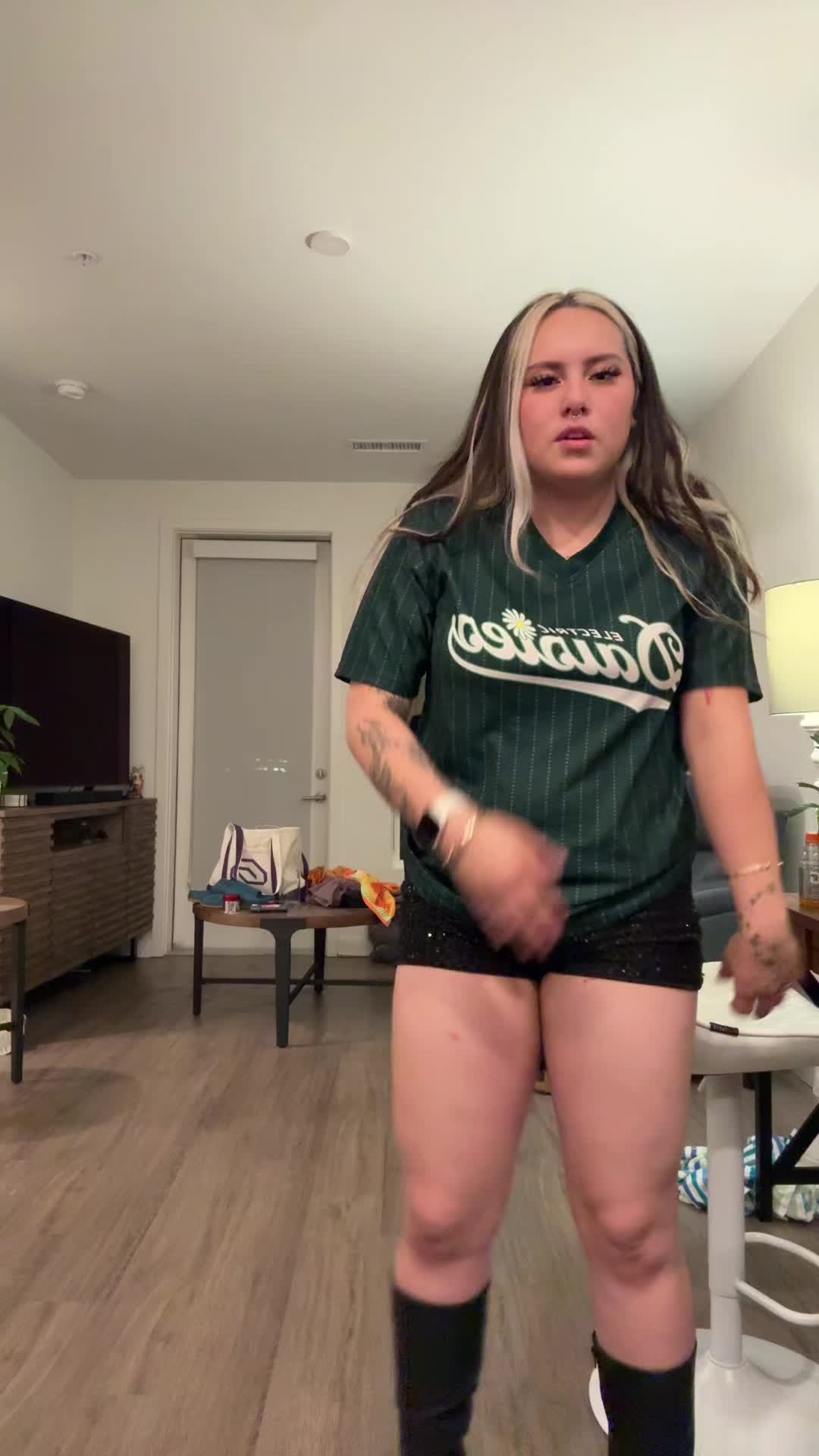 @NAURRRR