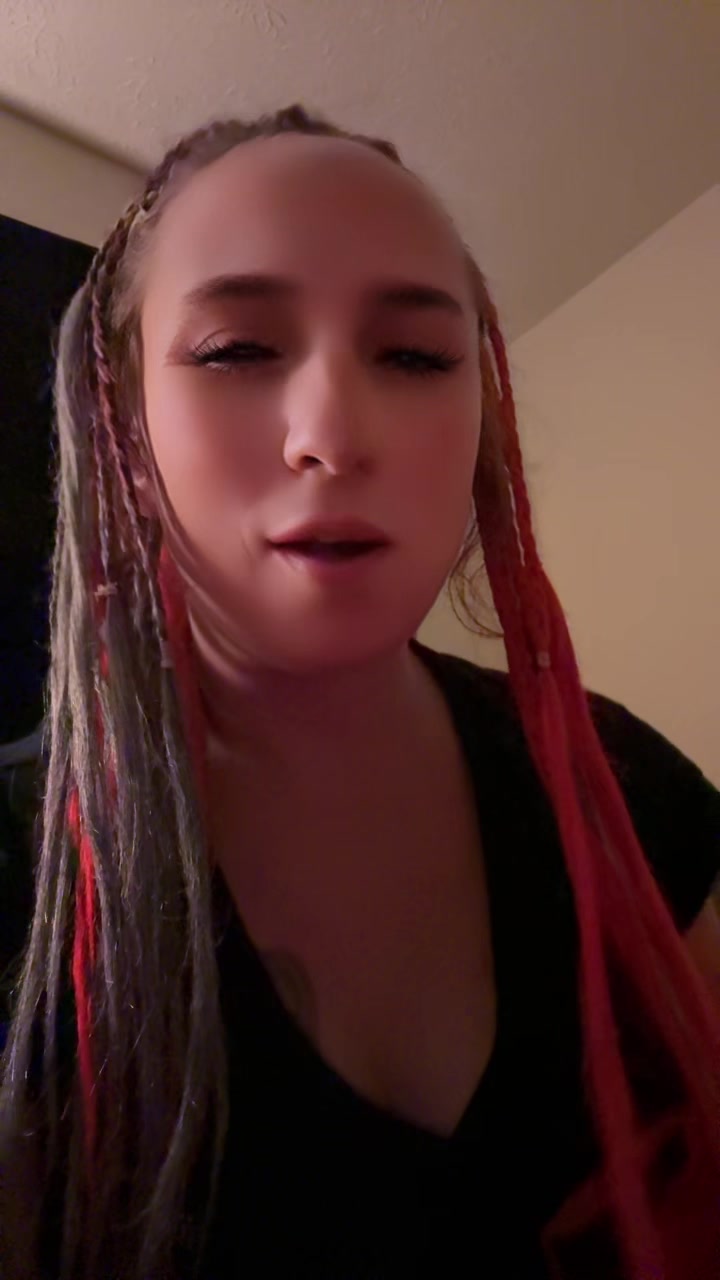 @Blakes_Good girl