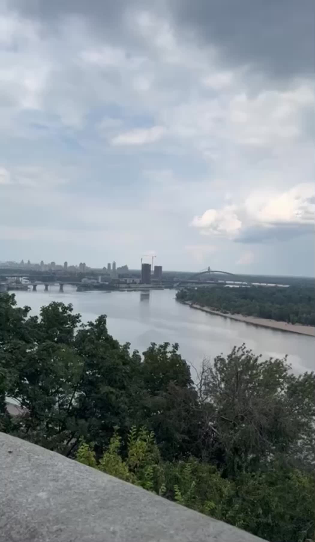 @Світлячок