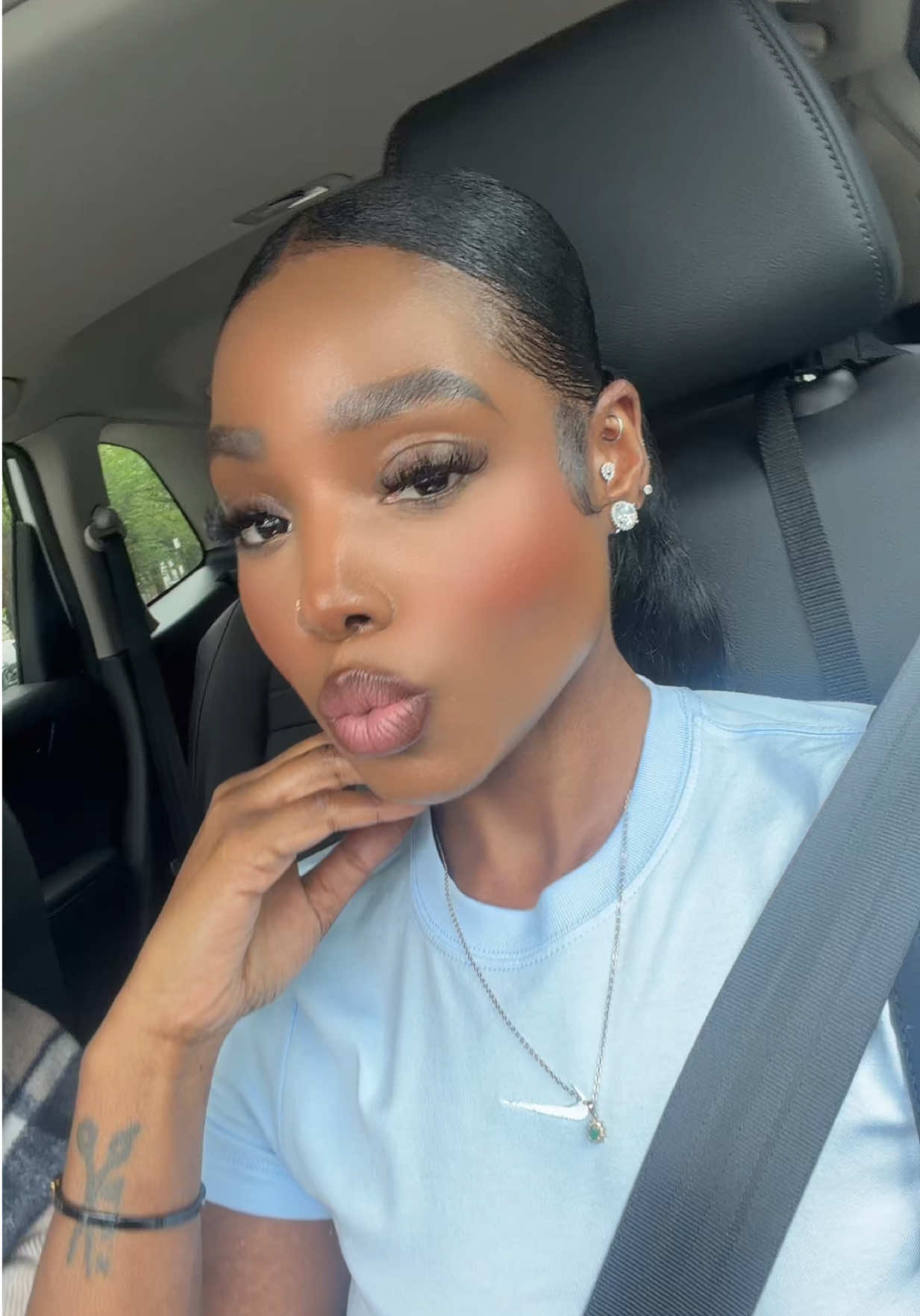 @FaithMonique🦋