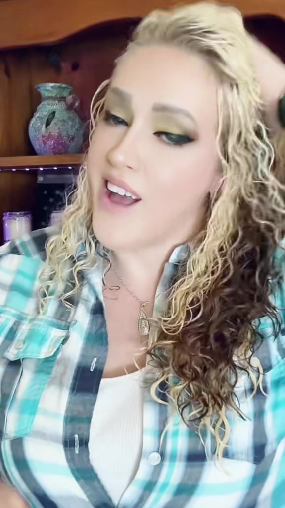 @🏹TT~Redneck Country Model🏹