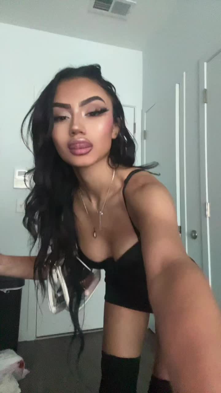 @Liliana🦋