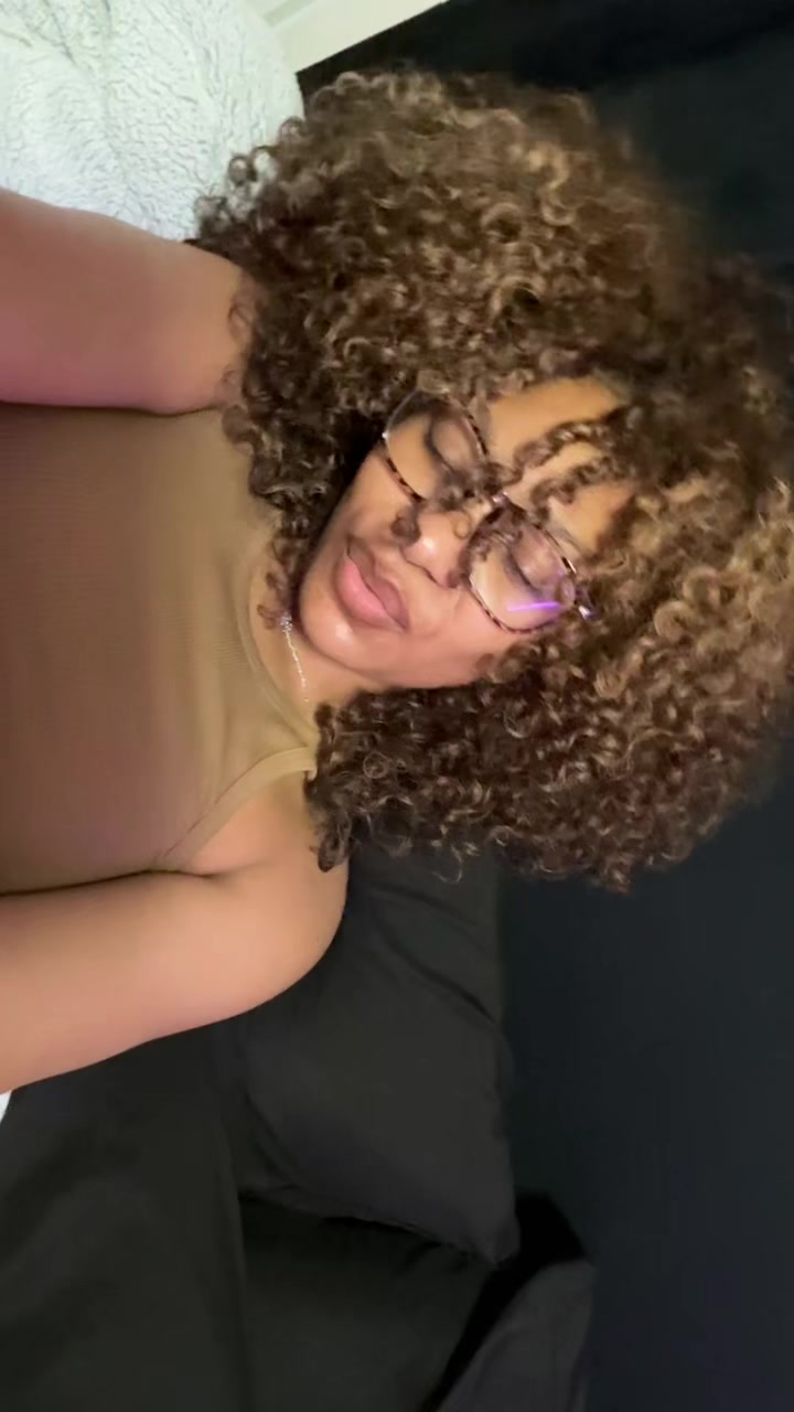 @s.