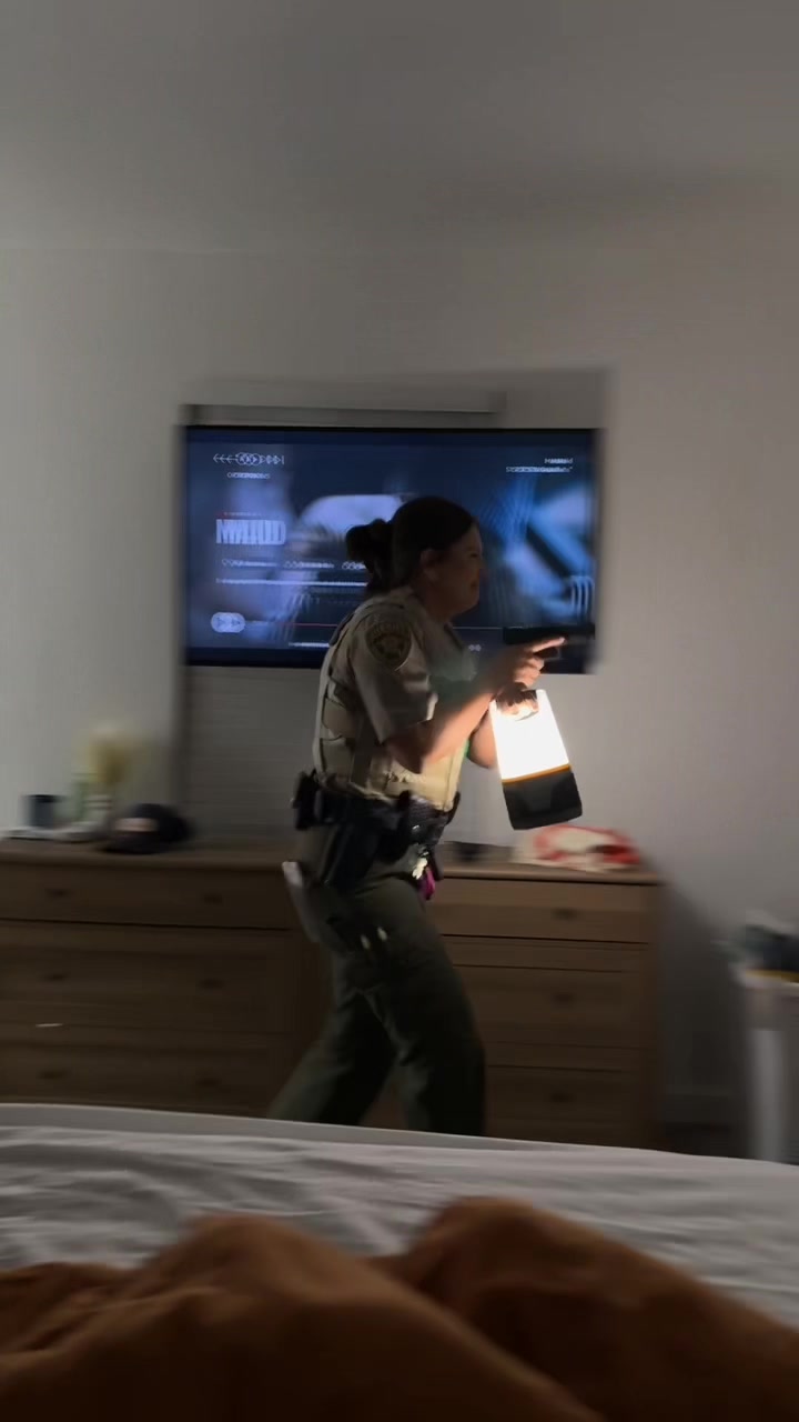 @lo
