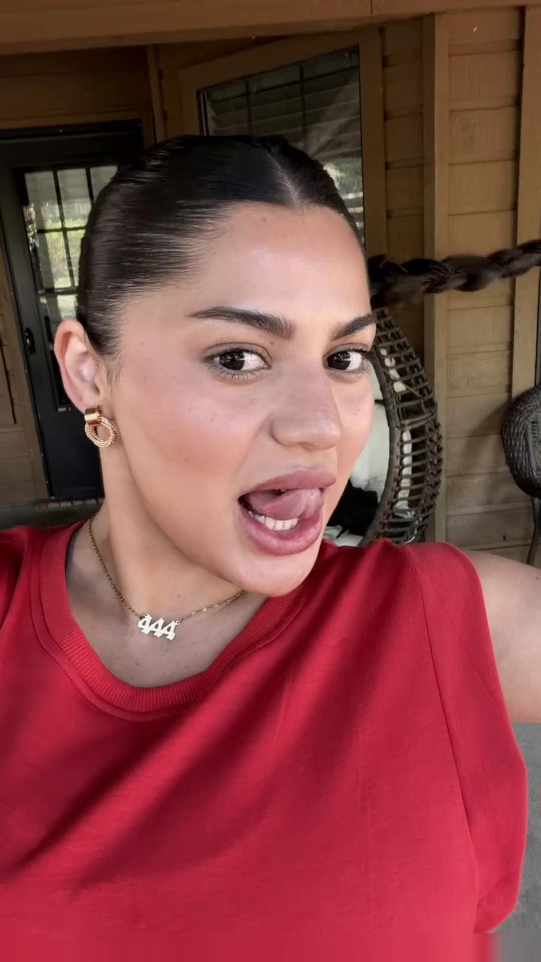@jacqueline