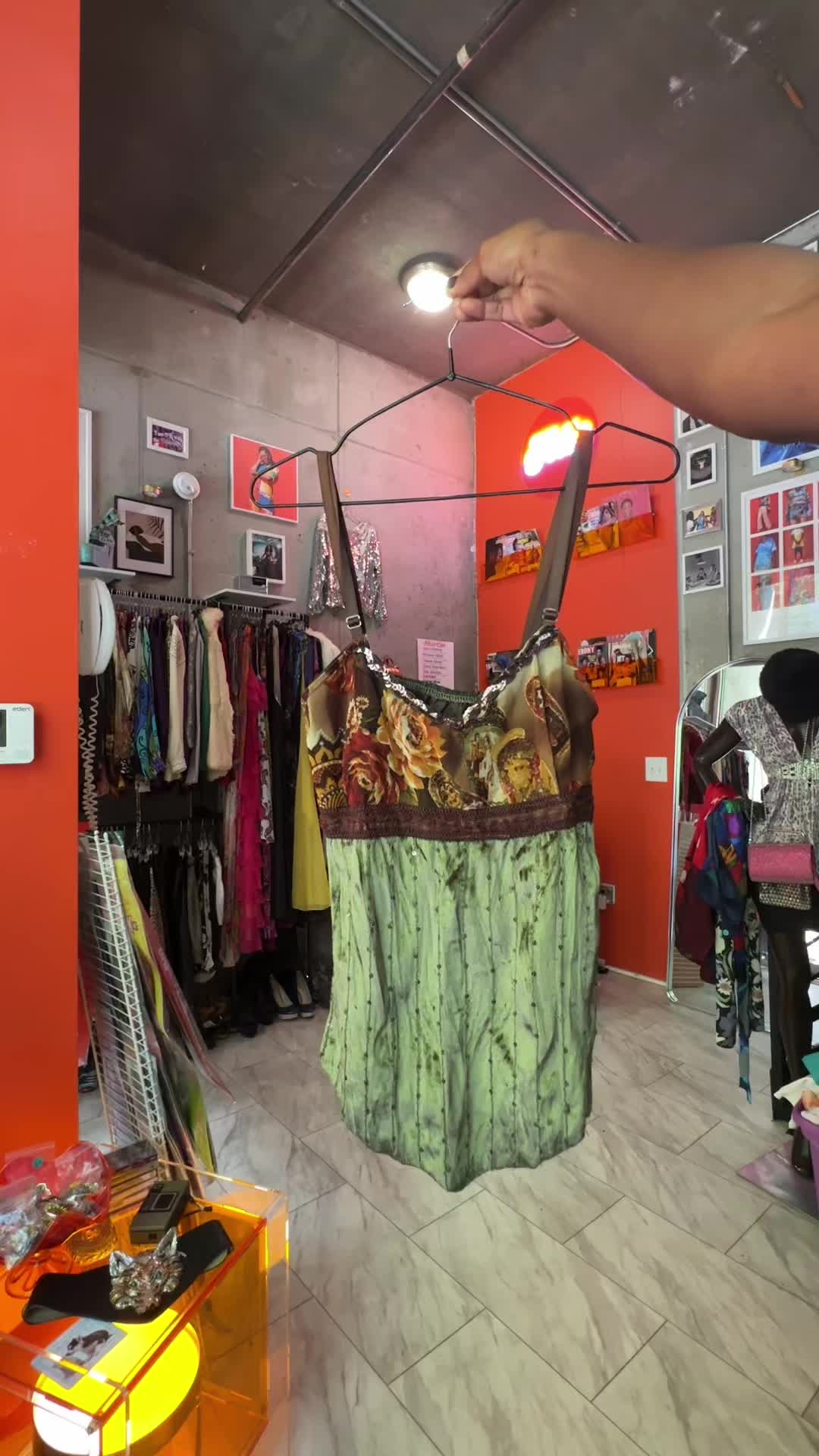 @NelloVintage