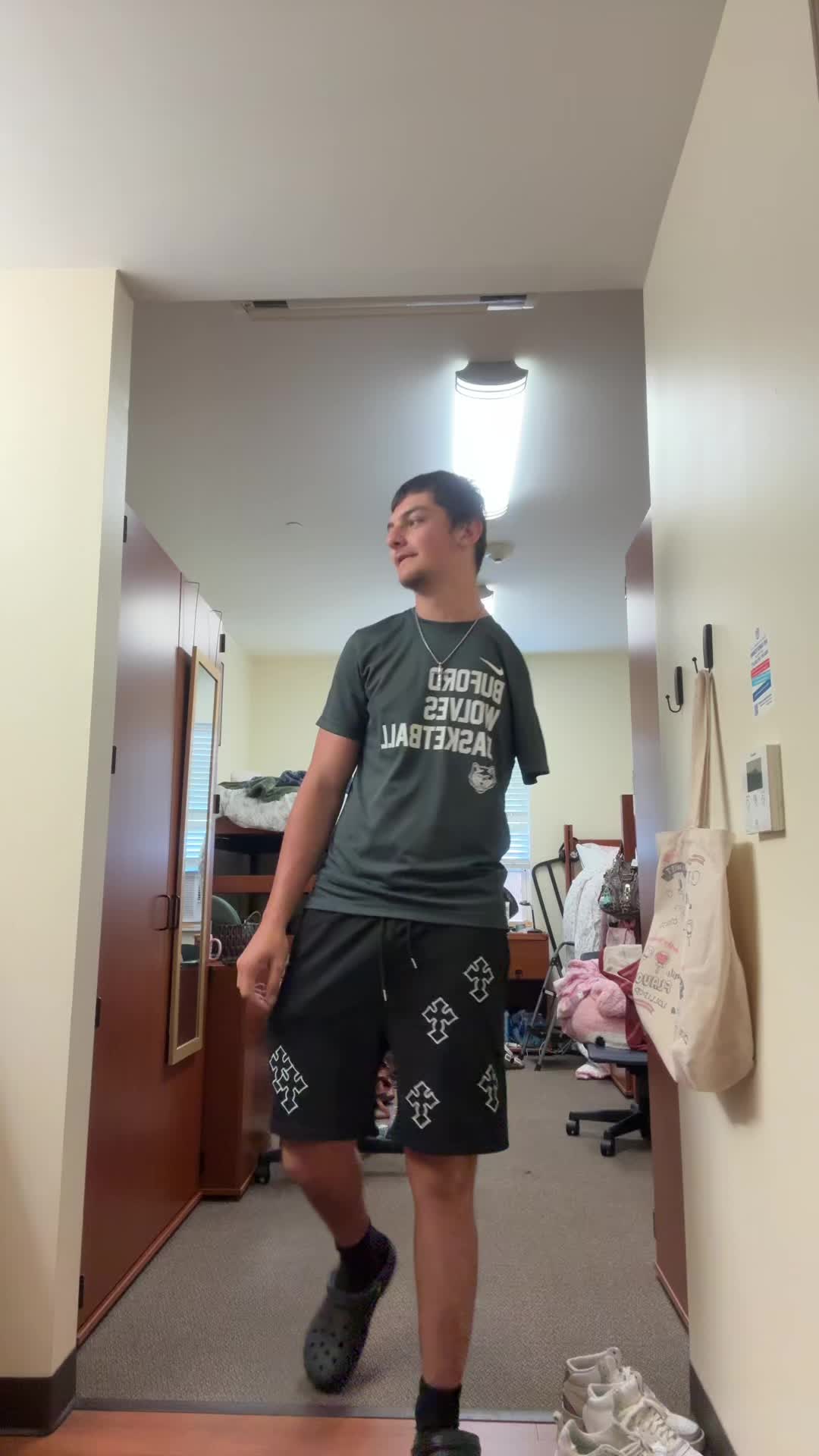 @onearmbeast