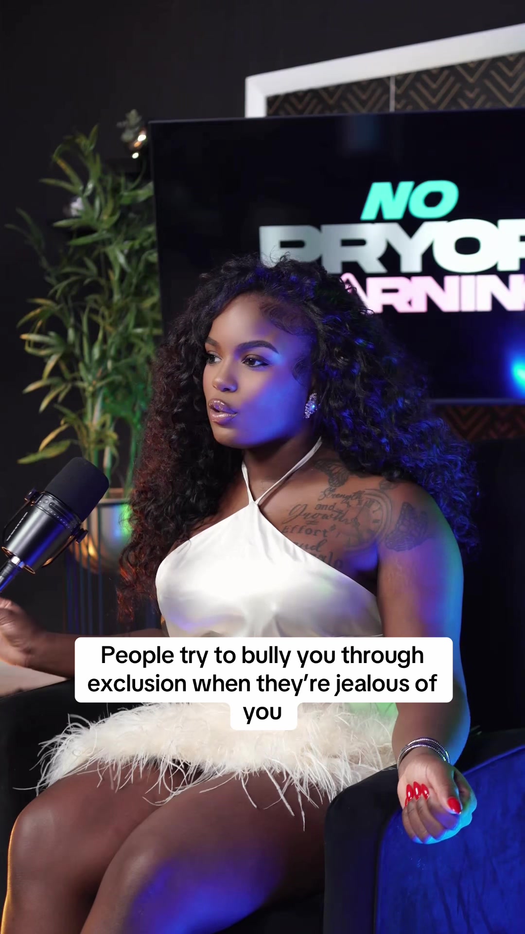 @thearielpryor