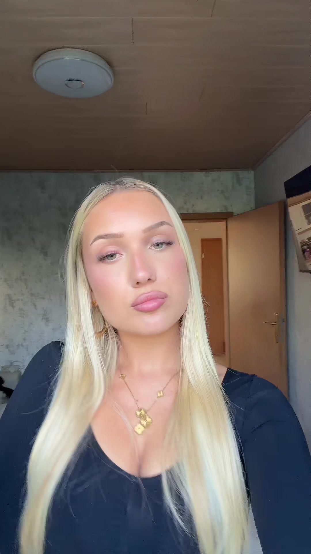 @Melina