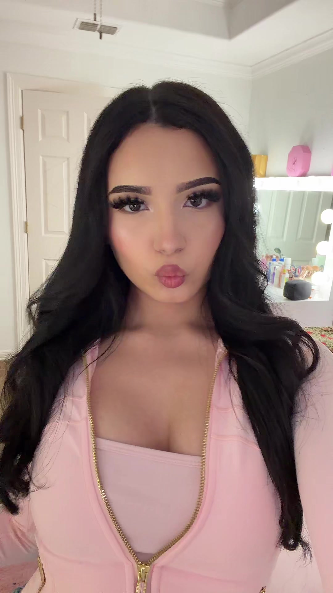 @nuviastar