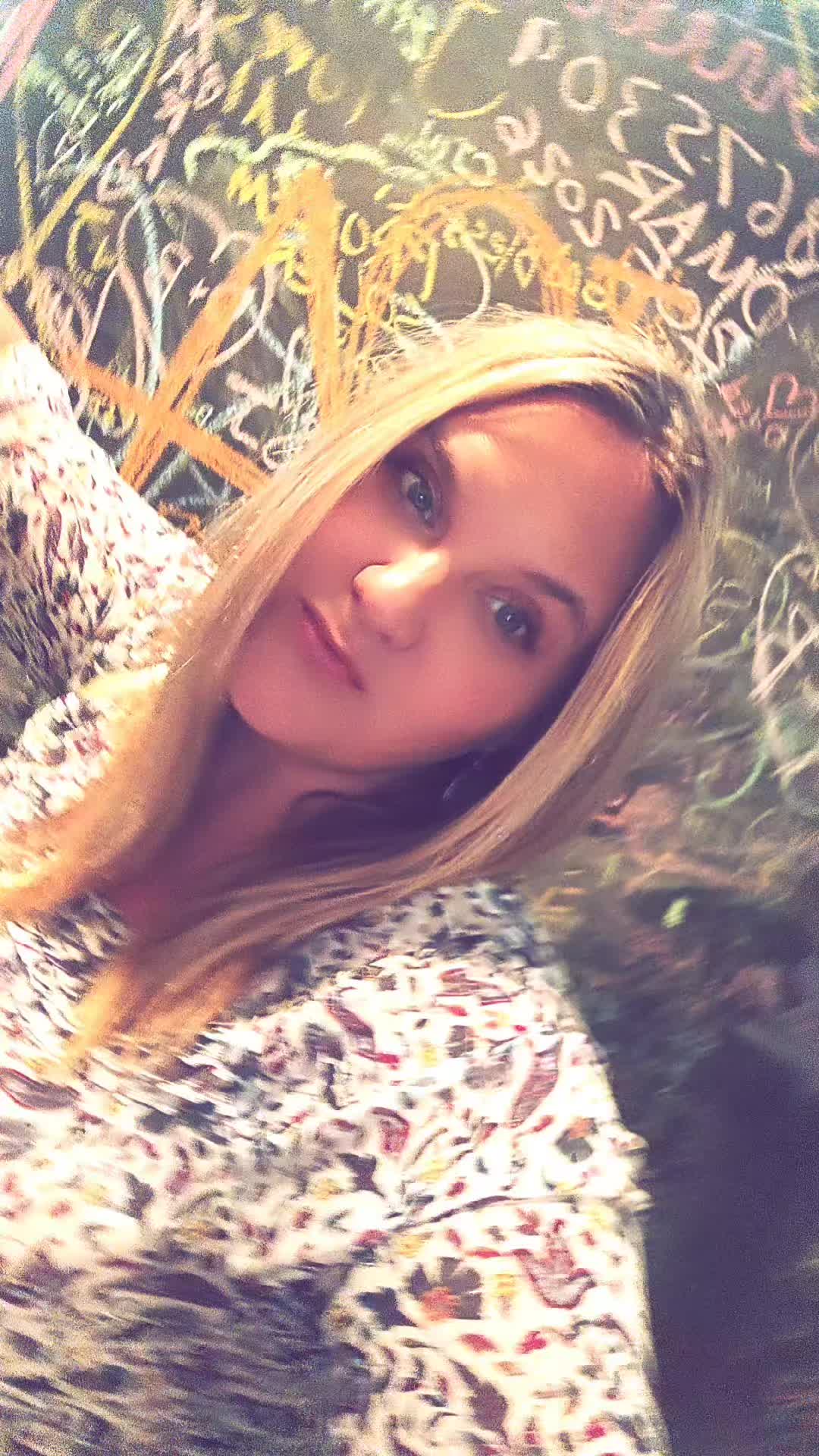 @AshleyChalet