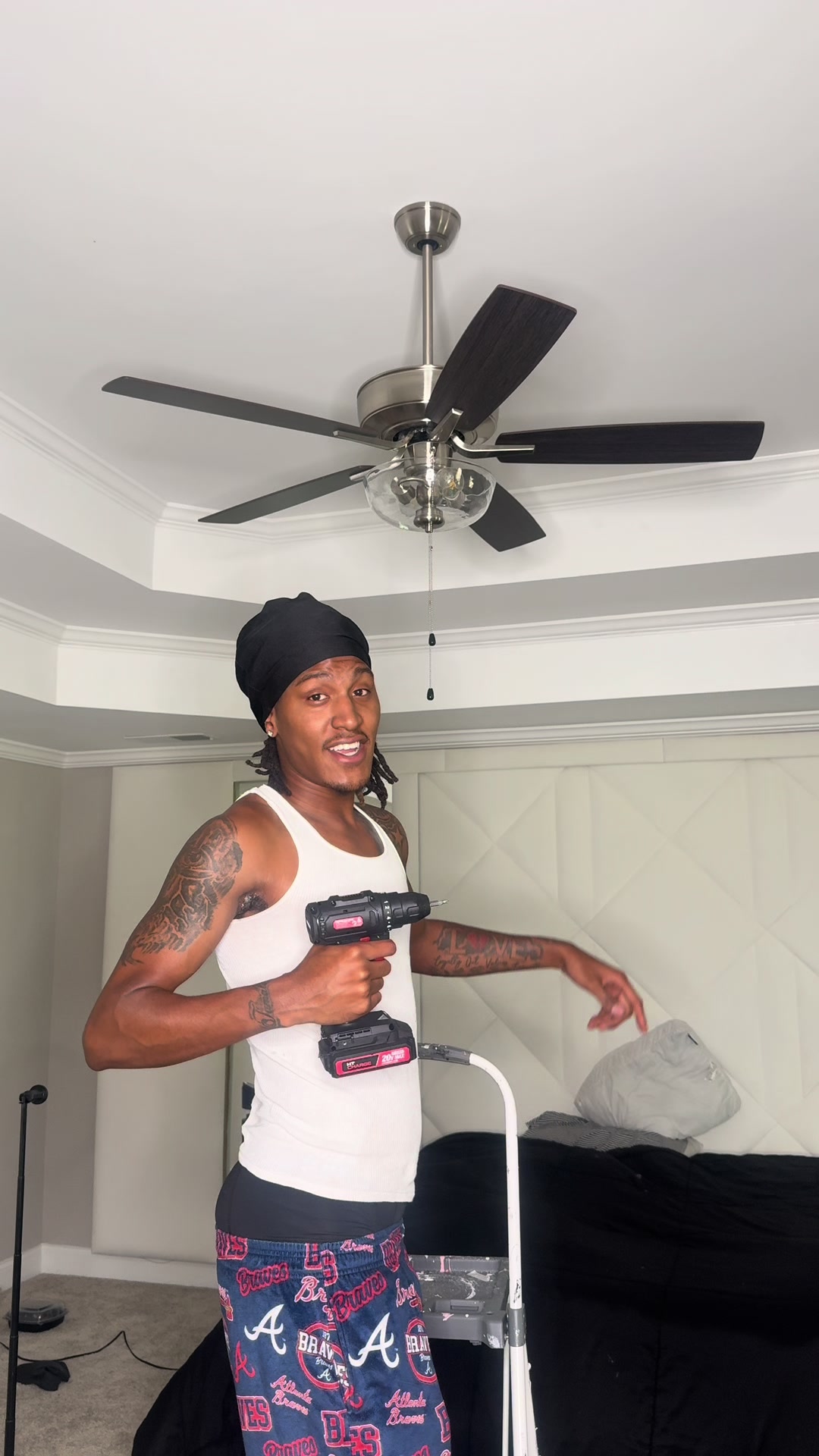 @1jaybojaybo