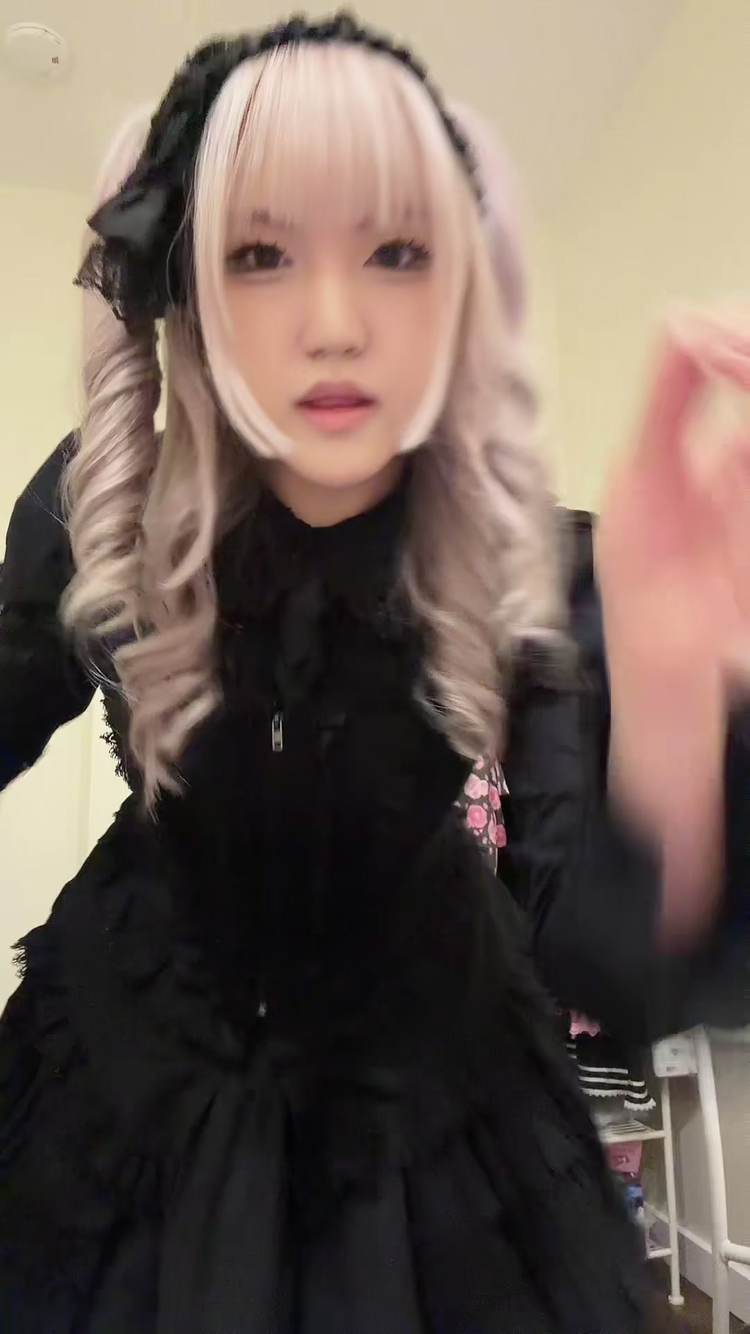 @Jiji